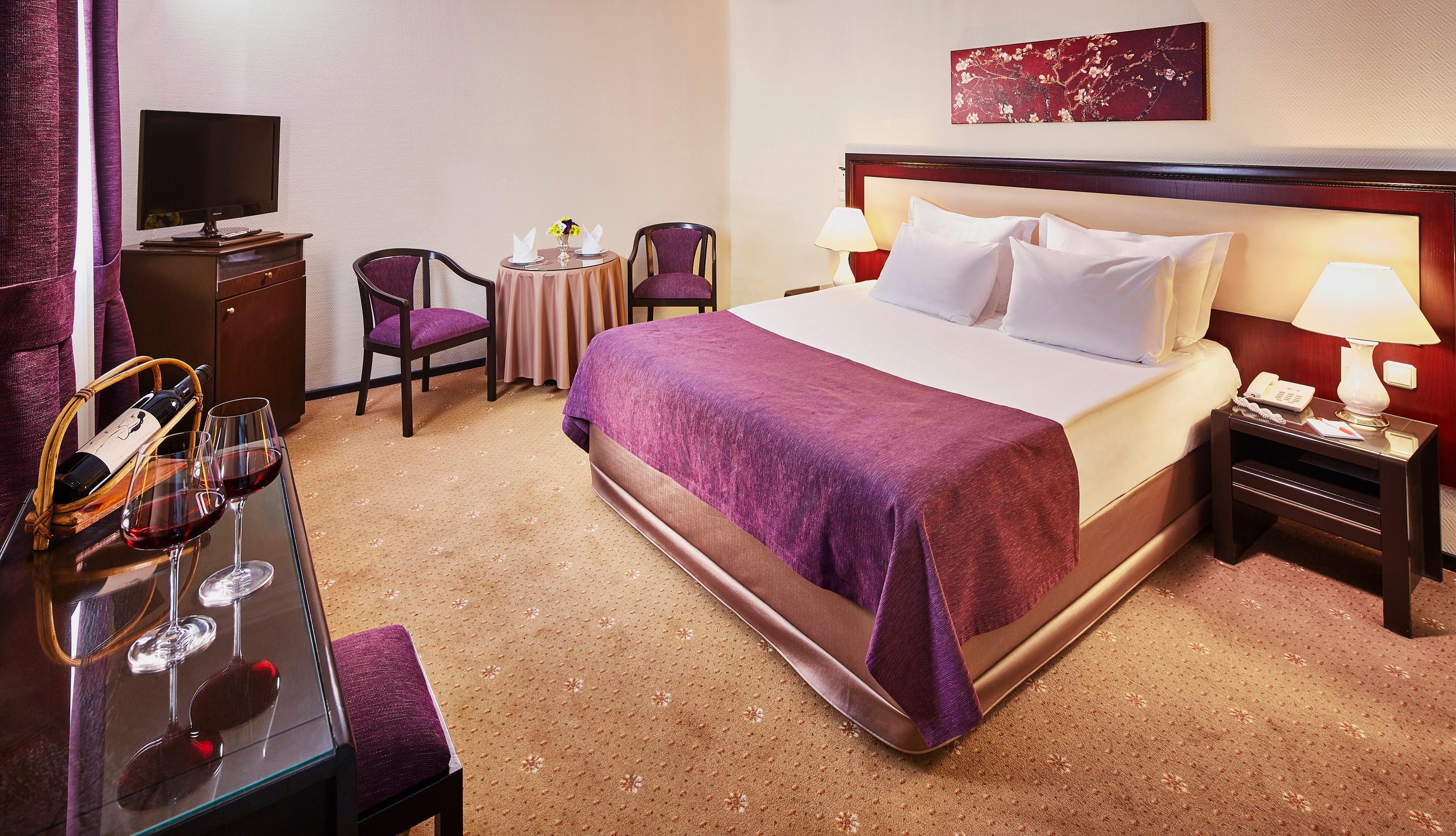 Guenes Hotel Merter Istanbul Exteriör bild